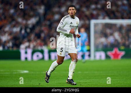 Madrid, Spagna. 6 novembre 2024. Jude Bellingham del Real Madrid durante la partita di UEFA Champions League tra il Real Madrid e l'AC Milan giocata allo stadio Santiago Bernabeu il 5 novembre 2024 a Madrid, Spagna. (Foto di Cesar Cebolla/PRESSINPHOTO) credito: PRESSINPHOTO SPORTS AGENCY/Alamy Live News Foto Stock