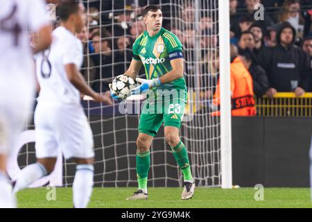 Bruges, Belgio. 6 novembre 2024. BRUGES, BELGIO - 6 NOVEMBRE: Emiliano Martinez dell'Aston Villa FC durante la fase MD4 della UEFA Champions League 2024/25 tra il Club Brugge KV e l'Aston Villa FC a Jan Breydelstadion il 6 novembre 2024 a Bruges, Belgio. (Foto di Joris Verwijst/Orange Pictures) credito: Orange Pics BV/Alamy Live News Foto Stock