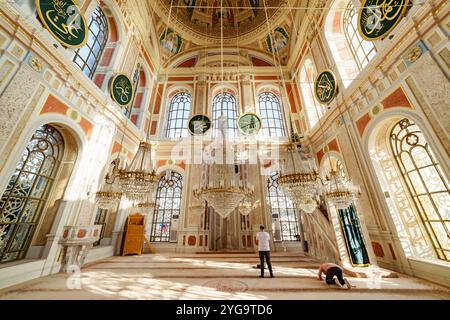 Interno della Moschea di Ortakoy a Istanbul, Turchia Foto Stock