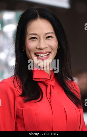 Lucy Liu beim Photocall zum Kinofilm Red One - Alarmstufe Weihnachten im Potters Fields Park e ponte der Tower. Londra, 06.11.2024 *** Lucy Liu al photocall per il film Red One Christmas Alert al Potters Fields Park al Tower Bridge di Londra, 06 11 2024 foto:XS.xVasx/xFuturexImagex RED one 4056 Foto Stock