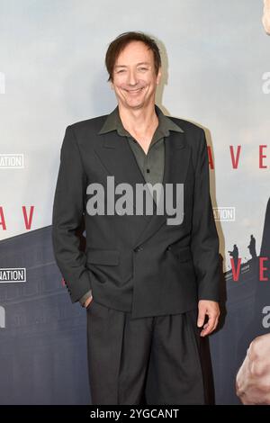 Volker Bertelmann Oscar / Beste Filmmusik 2024 bei der Premiere KONKLAVE im Delphi-Filmpalast a Berlino AM 06.11.2024 *** Volker Bertelmann Oscar Best Film Music 2024 alla prima KONKLAVE al Delphi Filmpalast di Berlino il 06 11 2024 Foto Stock