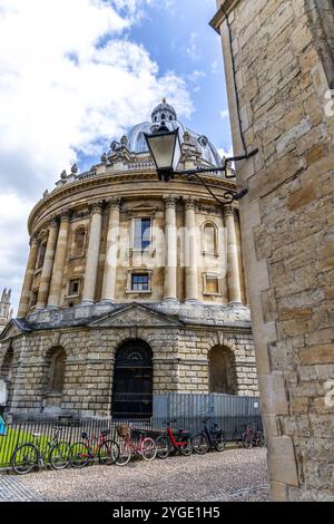 Oxford, Regno Unito - 5 giugno 2024: Oxford Radcliffe Library Building. Foto Stock