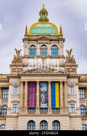 Facciata dettagliata. Edificio principale del Museo Nazionale. Praga, Repubblica Ceca, Europa Foto Stock