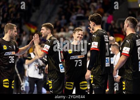 Lukas MERTENS (DHB Nationalmannschaft Deutschland, #36), Lukas ZERBE (DHB Nationalmannschaft Deutschland, #17), Timo KASTENING (DHB Nationalmannschaft Deutschland, #73), Marko GRGIC (DHB Nationalmannschaft Deutschland, #71 80), Jannik KOHLBACHER (DHB, Deutschaft (DHB), Deutschaft (DHschaft, Deutschland, HER (DHB), HER (DHB, HER, HZ, HZ, HEschaft (DHB). Spieltag, Spielzeit 2024/2025, 07.11.2024 foto: Eibner-Pressefoto/Oliver Schmidt Foto Stock