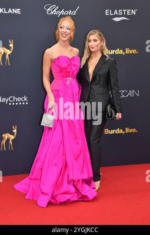 Anna Ermakova und Luna Schweiger bei der 76. Bambi-Verleihung 2024 nei den Bavaria Filmstudios. München, 07.11.2024 *** Anna Ermakova e Luna Schweiger ai Bambi Awards 76 2024 nei Bavaria Filmstudios Monaco di Baviera, 07 11 2024 foto:XS.xSpöttelx/xFuturexImagex bambi2024 0177 Foto Stock
