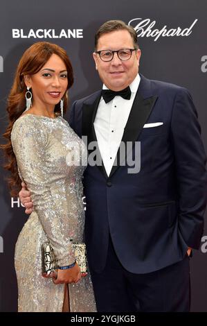 Vivien Pölzer und Robert Pölzer bei der 76. Bambi-Verleihung 2024 nei den Bavaria Filmstudios. München, 07.11.2024 *** Vivien Pölzer e Robert Pölzer ai Bambi Awards 76 2024 nei Bavaria Filmstudios Monaco di Baviera, 07 11 2024 foto:XS.xSpöttelx/xFuturexImagex bambi2024 8454 Foto Stock