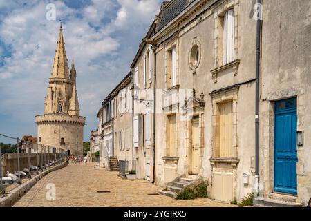 Città vecchia e Tour de la Lanterne e Tour de la Chaine, la Rochelle, Francia, Europa Foto Stock