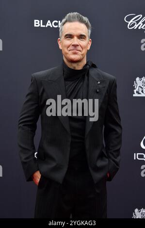 Robbie Williams bei der 76. Bambi-Verleihung 2024 nei den Bavaria Filmstudios. München, 07.11.2024 Foto Stock