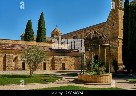 Monasterio de Santa Maria la Real de la oliva a Navarra, Spagna - un monastero medievale cistercense Foto Stock