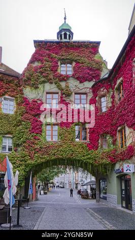 Oberres Tor all'Oberer Markt nel centro storico di Weiden nell'alto Palatinato. Weiden OPF, Baviera, Germania, Europa Foto Stock
