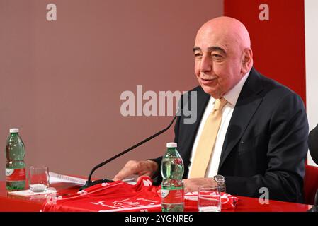 Monza, Italia. 8 novembre 2024. Adriano Galliani, CEO di AC Monza, durante la conferenza stampa con AC Monza, Motorola e telefono Rosa, allo stadio U-Power di Monza, Italia - venerdì 8 novembre 2024. Sport - calcio (foto AC Monza/LaPresse di Studio Buzzi) credito: LaPresse/Alamy Live News Foto Stock