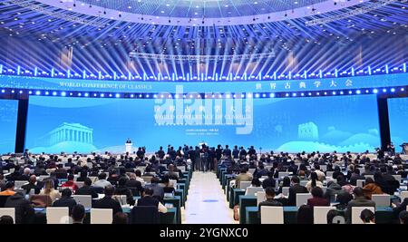 Pechino, Cina. 7 novembre 2024. La cerimonia di apertura della Conferenza Mondiale dei classici si tiene a Pechino, capitale della Cina, il 7 novembre 2024. Crediti: Li He/Xinhua/Alamy Live News Foto Stock