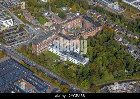 Luftbild, Stiftung Krankenhaus Bethanien Klinik Moers, Parkplätze, Moers, Moers, Ruhrgebiet, Nordrhein-Westfalen, Deutschland ACHTUNGxMINDESTHONORARx60xEURO *** Vista aerea, Stiftung Krankenhaus Bethanien Klinik Moers, parcheggi, Moers, Moers, zona della Ruhr, Renania settentrionale-Vestfalia, Germania ACHTUNGxMINDESTHONORARx60xEURO Foto Stock