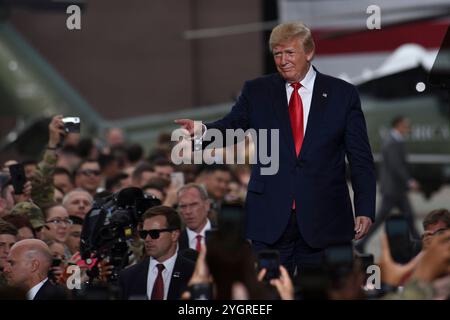 Pyeongtaek, Corea del Sud. 30 giugno 2019. U. Il presidente Donald J. Trump fa osservazioni ai membri del servizio durante una visita alla base aerea di Osan, 30 giugno 2019, Pyeongtaek, provincia di Gyeonggi, Corea del Sud. Credito: SSgt. Sergio Gamboa/US Army Photo/Alamy Live News Foto Stock