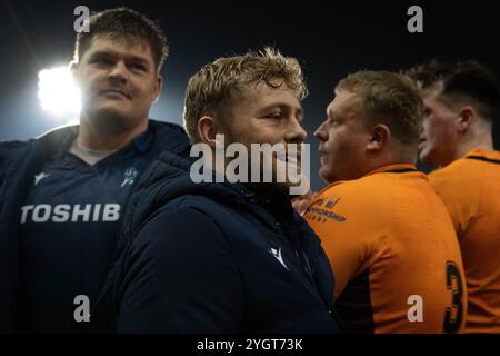 Gus Warr (9 sale Sharks) in azione durante la partita della Premiership Cup tra sale Sharks e Caldy RFC al Salford Community Stadium, Inghilterra. Crediti: Samuel Wardle/Alamy Live News Foto Stock