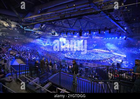 Symbolbild / Uebersichtsbild der Hans-Martin-Schleyer-Halle vom 40.Int ADAC SX Supercross GER, Motocross , 40. Int ADAC Supercross Stuttgart 2024, 08.11.2024 foto: Eibner-Pressefoto /Tobias Baur Foto Stock