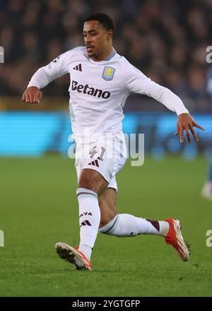 Brugge, Belgio. 6 novembre 2024. Jacob Ramsey dell'Aston Villa durante la partita di UEFA Champions League allo stadio Jan Breydel di Brugge. Il credito per immagini dovrebbe essere: Paul Terry/Sportimage Credit: Sportimage Ltd/Alamy Live News Foto Stock