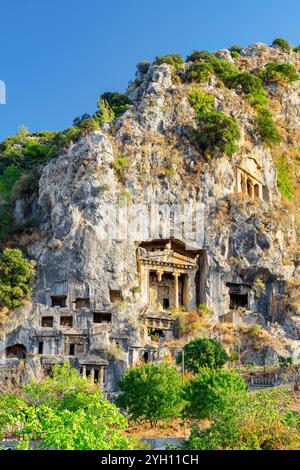 La Tomba di Aminta (le Tombe di roccia Licia), Fethiye, Turchia Foto Stock