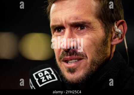 Berlino, Germania. 8 novembre 2024. L'allenatore Julian Schuster di Friburgo visto prima della partita di Bundesliga tra l'Unione Berlino e Friburgo a an der alte Försterei a Berlino. Credito: Gonzales Photo/Alamy Live News Foto Stock