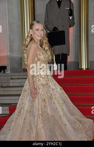 DATA DI REGISTRAZIONE NON INDICATA 29. Leipziger Opernball Jenny Elvers beim 29. Leipziger Opernball in der Oper Leipzig. *** 29 Leipzig Opera Ball Jenny elvers al Leipzig Opera Ball 29 all'Opera di Lipsia Copyright: XEventpressxBerndtx Foto Stock