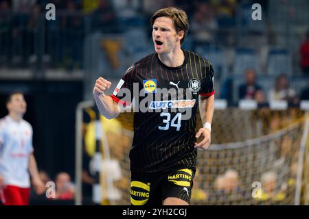 Mannheim, Germania. 7 novembre 2024. Pallamano: Qualificazione al Campionato europeo, Germania - Svizzera, 2° turno di qualificazione, gruppo 7, giorno 1, Rune Dahmke (Germania) crediti: Marco Wolf/Wolf-sportfoto/dpa/Alamy Live News Foto Stock