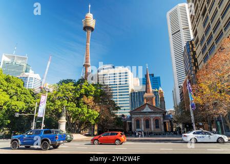 Vista pittoresca sulla città di Sydney e sul quartiere finanziario centrale. Sydney è la capitale e la città più grande del nuovo Galles del Sud e dell'Australia. Foto Stock