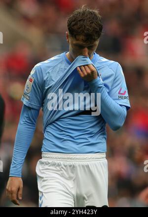 Stadio della luce, Sunderland, sabato 9 novembre 2024. Il vincitore Torp del Coventry City mostra un decesso durante la partita del Campionato Sky Bet tra Sunderland e Coventry City allo Stadium of Light di Sunderland, sabato 9 novembre 2024. (Foto: Michael driver | mi News) crediti: MI News & Sport /Alamy Live News Foto Stock