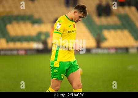 Carrow Road, Norwich, sabato 9 novembre 2024. Callum Doyle di Norwich City sembra sgretolato dopo il match per lo Sky Bet Championship tra Norwich City e Bristol City a Carrow Road, Norwich, sabato 9 novembre 2024. (Foto: David Watts | mi News) crediti: MI News & Sport /Alamy Live News Foto Stock