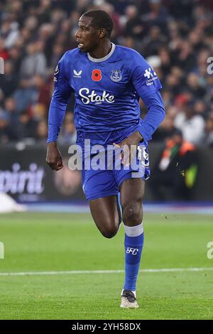 Londra, Regno Unito. 9 novembre 2024. Centrocampista dell'Everton Abdoulaye Doucoure (16) durante la partita West Ham United FC contro Everton FC English Premier League al London Stadium, Londra, Inghilterra, Regno Unito il 9 novembre 2024 Credit: Every Second Media/Alamy Live News Foto Stock