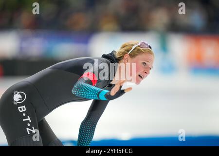 Heerenveen, Paesi Bassi. 9 novembre 2024. HEERENVEEN, PAESI BASSI - 9 NOVEMBRE: Esther Kiel gareggia sui 3000 m durante lo Speed Skating WCQT il 9 novembre 2024 a Heerenveen, Paesi Bassi (foto di Douwe Bijlsma/Orange Pictures) crediti: Orange Pics BV/Alamy Live News Foto Stock