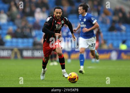 Cardiff, Regno Unito. 9 novembre 2024. Lewis Baker dei Blackburn Rovers in azione. Partita del campionato EFL Skybet, Cardiff City contro Blackburn Rovers al Cardiff City Stadium di Cardiff, Galles, sabato 9 novembre 2024. Questa immagine può essere utilizzata solo per scopi editoriali. Solo per uso editoriale, foto di Andrew Orchard/Andrew Orchard fotografia sportiva/Alamy Live news credito: Andrew Orchard fotografia sportiva/Alamy Live News Foto Stock