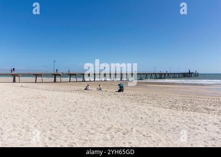 Glenelg Beach and Jetty, Glenelg, Adelaide, Australia meridionale, Australia Foto Stock