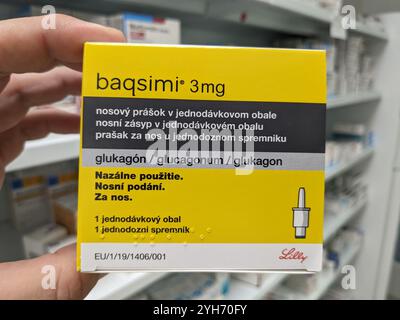 Baqsimi di ELI LILLY è una polvere nasale di glucagone usata per trattare l'ipoglicemia grave nei pazienti diabetici, fornendo glucosio ad azione rapida a rapidamente resto Foto Stock