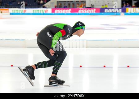 Heerenveen, Paesi Bassi. 10 novembre 2024. HEERENVEEN, PAESI BASSI - 10 NOVEMBRE: Marcel Bosker gareggia sui 10000 m durante lo Speed Skating WCQT il 10 novembre 2024 a Heerenveen, Paesi Bassi (foto di Douwe Bijlsma/Orange Pictures) crediti: Orange Pics BV/Alamy Live News Foto Stock