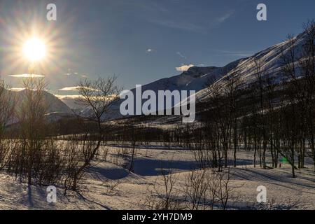 Straße von Sjusnes nach Ramfjordbotn Foto Stock