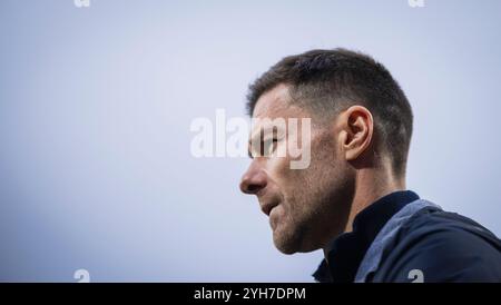 Bochum, Germania. 9 novembre 2024. Trainer Xabi Alonso (Leverkusen) VfL Bochum - Bayer Leverkusen 09.11.2024 Copyright (nur für journalistische Zwecke) Foto Stock