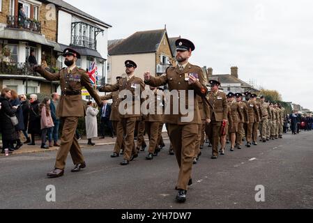 Clifftown Parade, Southend on Sea, Essex, Regno Unito. 10 novembre 2024. Il servizio domenicale della memoria si svolge presso il Southend War Memorial, sopra il lungomare di Southend on Sea. I rami locali di militari, cadetti, parlamentari e dignitari parteciparono a una parata da e per il servizio. 217 Field Squadron (EOD&S) Foto Stock