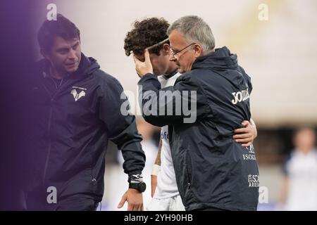 Firenze, Italia. 10 novembre 2024. Domagoj Bradaric di Verona infortunato durante la partita di serie A Enilive 2024/2025 tra Fiorentina e Verona - serie A Enilive allo Stadio Artemio Franchi - Sport, calcio - Firenze, Italia - domenica 10 novembre 2024 (foto di massimo Paolone/LaPresse) crediti: LaPresse/Alamy Live News Foto Stock