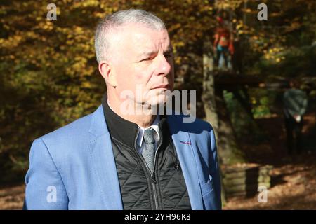 Martial Saddier, Président du Conseil Départemental de la Haute-Savoie. Inaugurazione: Valorizzazione del Parc Thermal et extension du Parc Aventure. Sam Foto Stock