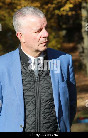 Martial Saddier, Président du Conseil Départemental de la Haute-Savoie. Inaugurazione: Valorizzazione del Parc Thermal et extension du Parc Aventure. Sam Foto Stock