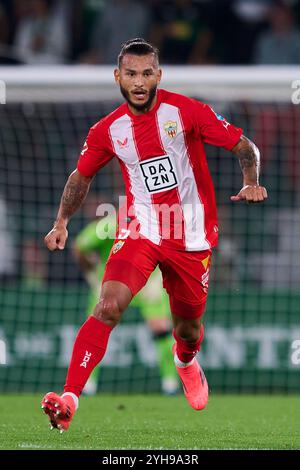 Elche, Spagna. 10 novembre 2024. ELCHE, SPAGNA - 08 NOVEMBRE: Luis Suarez Centre-forward di UD Almeria in azione durante il LaLiga Hypermotion match tra Elche CF e UD Almeria all'Estadio Manuel Martinez Valero l'8 novembre 2024 a Elche, Spagna. (Foto di Francisco Macia/Photo Players Images/Magara Press) crediti: Magara Press SL/Alamy Live News Foto Stock