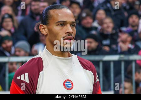 Amburgo, Germania. 9 novembre 2024. 1) Bundesliga - FC St. Pauli - FC Bayern München am 09.11.2024 im Millerntor-Stadion ad Amburgo Leroy sane (Muenchen 10) foto: Osnapix le normative DFL vietano qualsiasi uso di fotografie come sequenze di immagini e/o quasi-video crediti: dpa/Alamy Live News Foto Stock