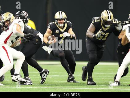 New Orleans, Stati Uniti. 10 novembre 2024. Durante una gara della National Football League al Caesars Superdome domenica 10 novembre 2024 a New Orleans, Louisiana. (Foto di Peter G. Forest/Sipa USA) credito: SIPA USA/Alamy Live News Foto Stock