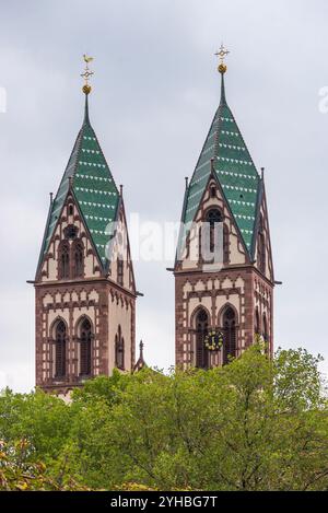 Vista esterna del cuore della Chiesa di Gesù a Friburgo, Germania, 19 agosto 2022 Foto Stock