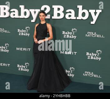 Los Angeles, Stati Uniti. 10 novembre 2024. Shanina Shaik partecipa al Baby2Baby Gala 2024 al Pacific Design Center il 9 novembre 2024 a West Hollywood, California. Foto: Crash/imageSPACE/Sipa USA credito: SIPA USA/Alamy Live News Foto Stock