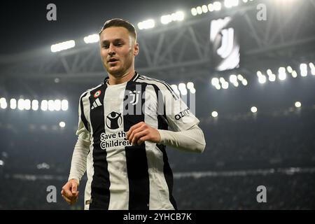 Teun Koopmeiners della Juventus durante la partita di serie A tra Juventus e Torino FC allo stadio Allianz il 9 novembre 2024 a Torino, Foto Stock