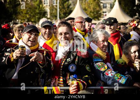 DEN BOSCH - festeggiamenti di carnevale nel centro di Oeteldonk, il nome della città di Den Bosch porta durante il carnevale. ANP ROB ENGELAAR netherlands Out - belgio Out Foto Stock