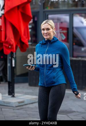 Londra, Regno Unito. 11 novembre 2024. Jenni Falconer è visto lasciare Global radio Credit: Richard Lincoln/Alamy Live News Foto Stock