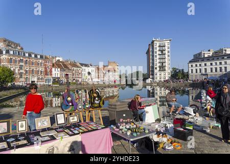 Lille, Francia, 1 settembre 2018: Il tradizionale mercato annuale delle pulci a Lille (il primo fine settimana di settembre), Braderie de Lille, Europa Foto Stock