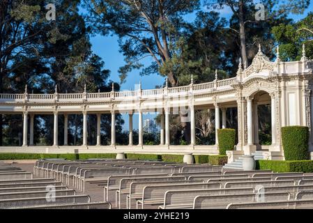 Vista dello Spreckels Organ Pavilion in una mattinata tranquilla. Balboa Park, San Diego, California. Foto Stock